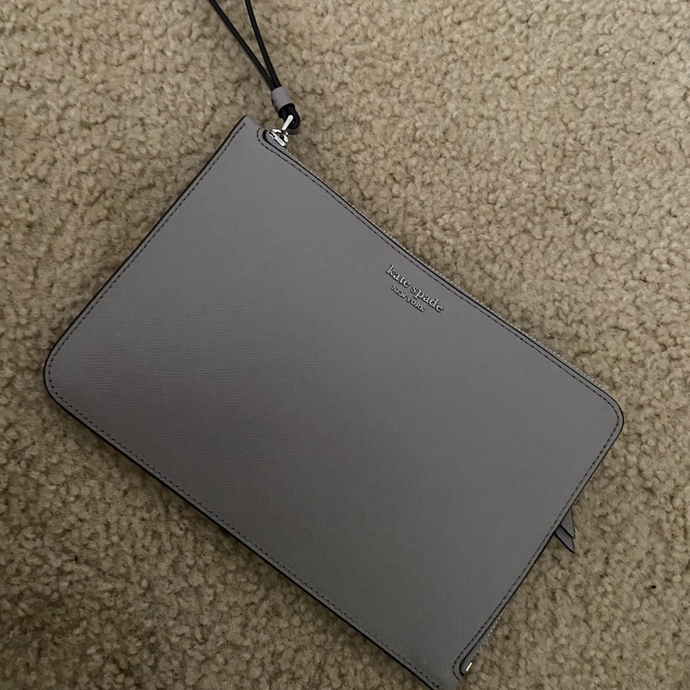 Kate Spade Large L-Zip Wrislet